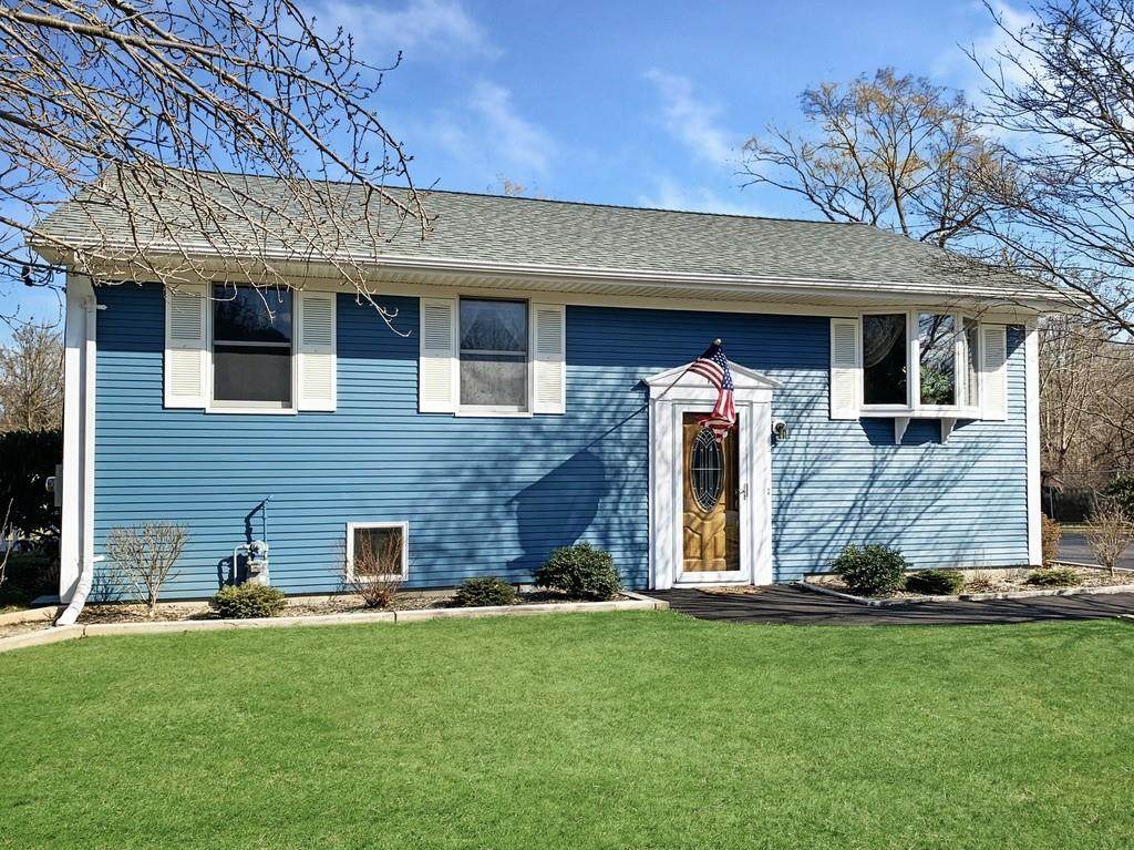 131 Bark St - Photo 1