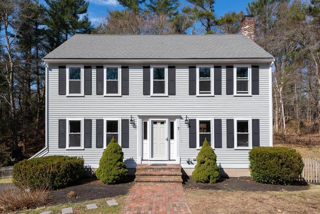 7 Baltzer Drive - Photo 1