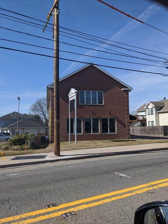 691 Fall River Avenue - Photo 1