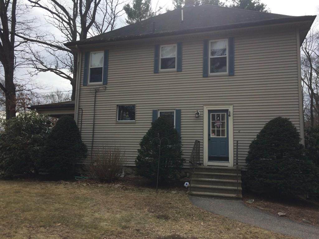 390 Hartford Ave - Photo 1