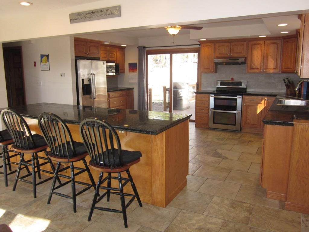 18 Circle Dr - Photo 1