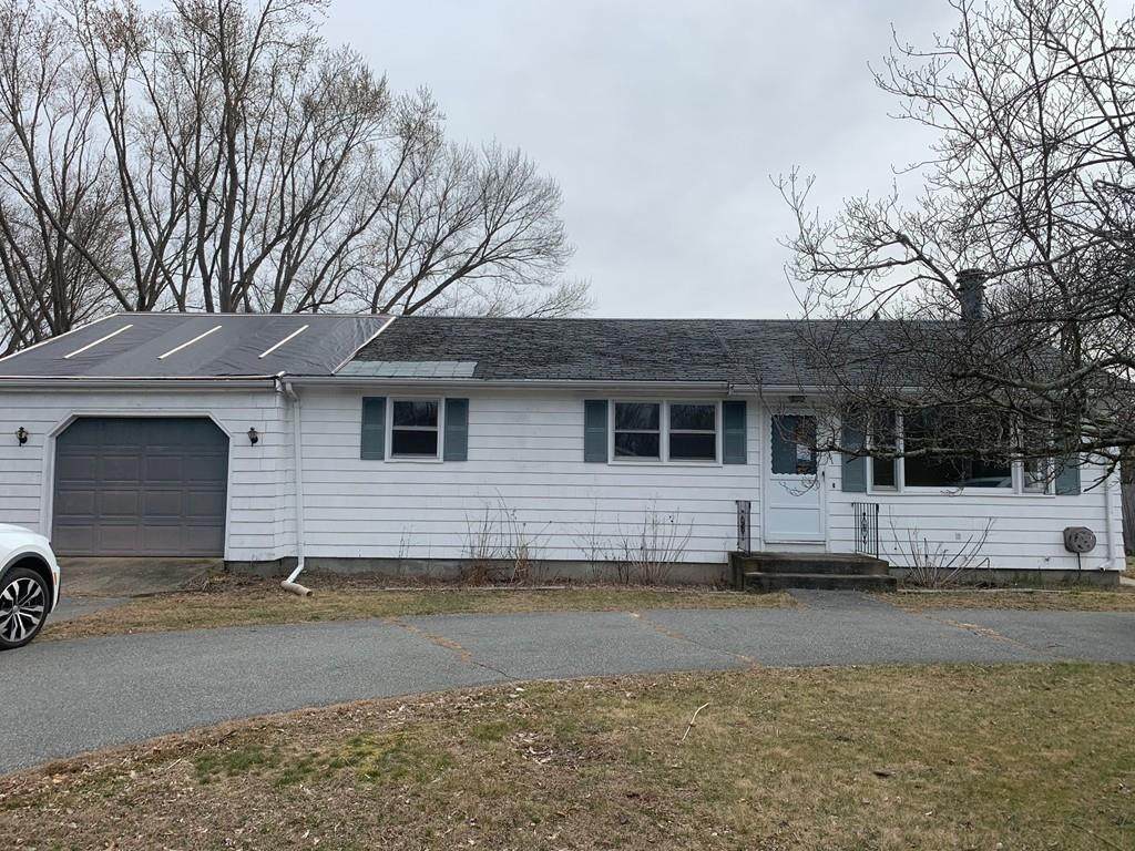 575 Maple Ave - Photo 1