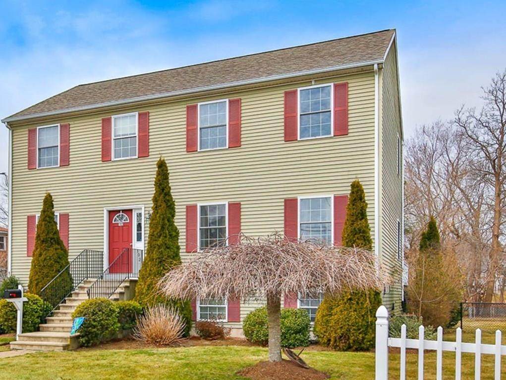 102 Rock St - Photo 1