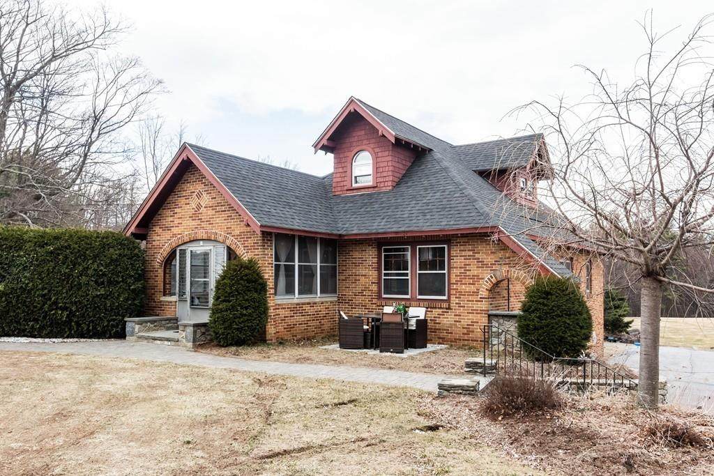 71 Temple St - Photo 1