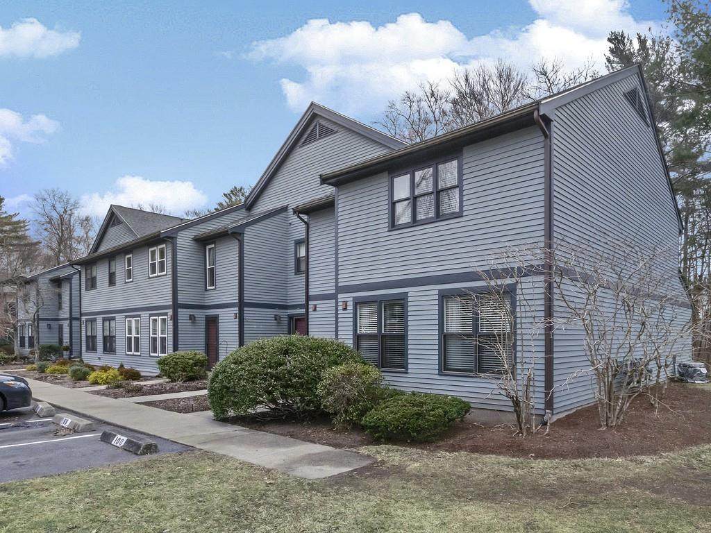 110 Dean St - Photo 1