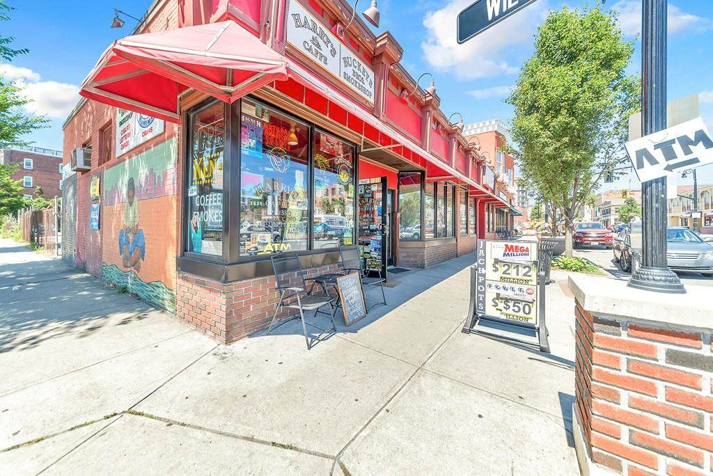 974-976 Main St - Photo 1
