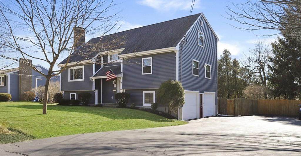 21 Pinecroft Ave - Photo 1