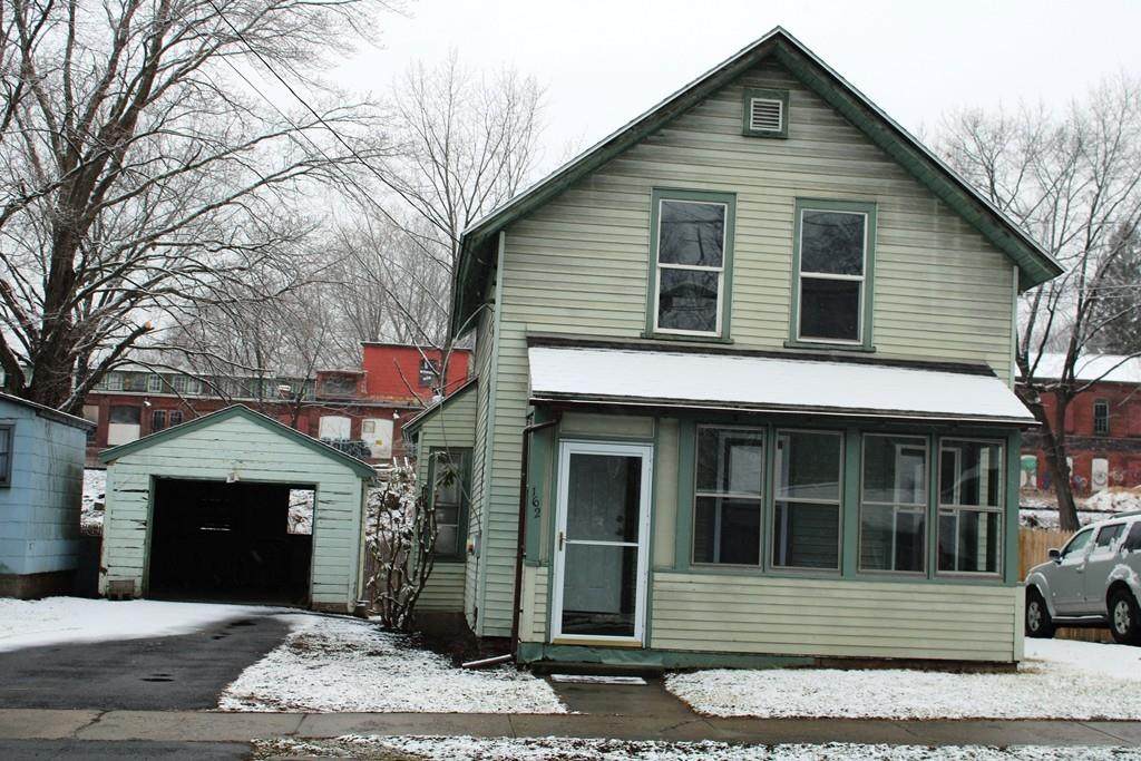 162 Chapman St - Photo 1
