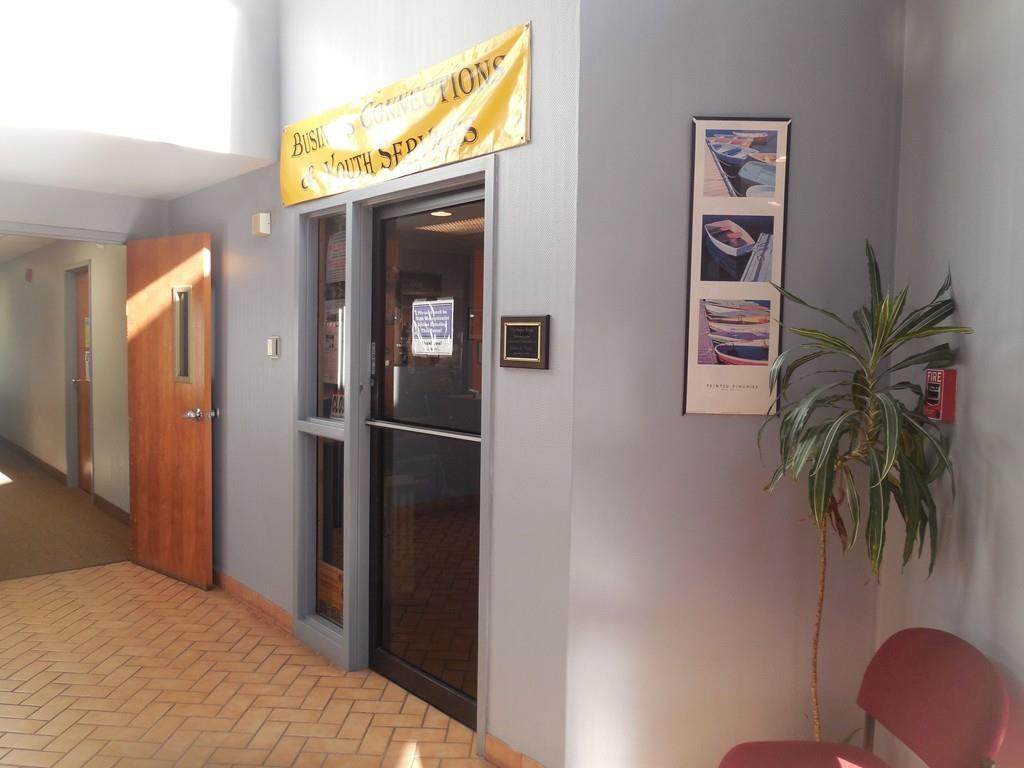 850 High St - Photo 1