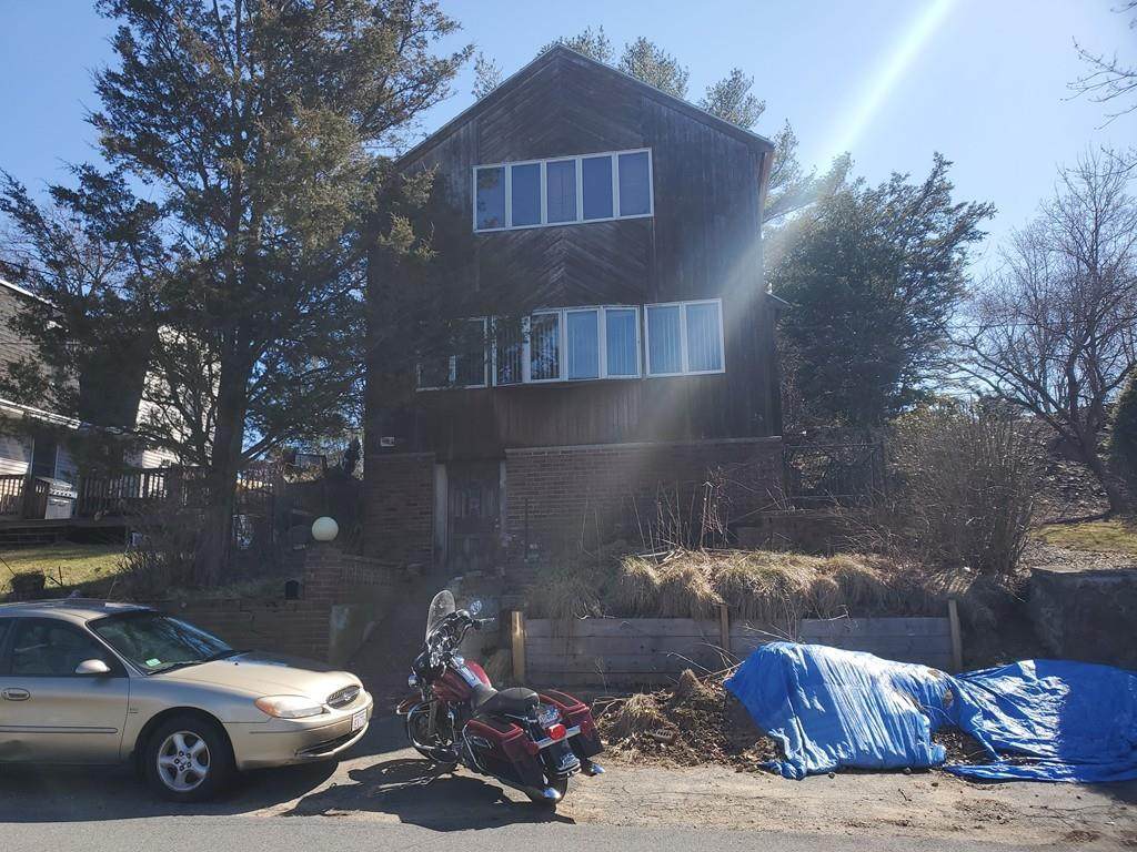 25 Shore Rd - Photo 1
