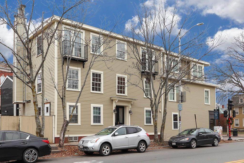 2 Hawthorne Blvd - Photo 1