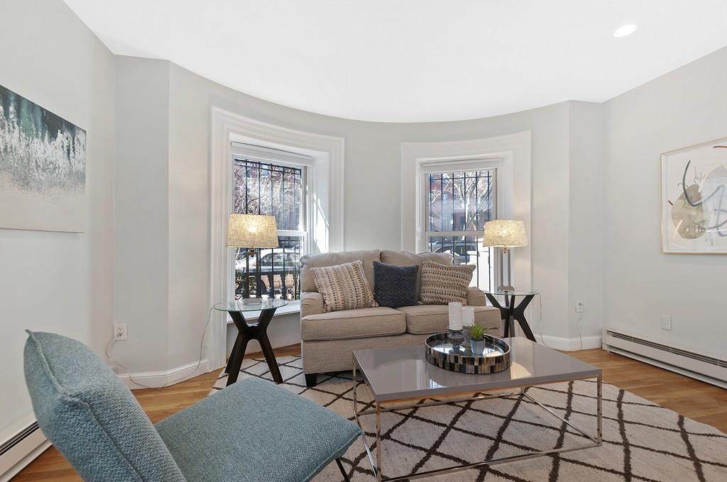 24 Worcester Square - Photo 1