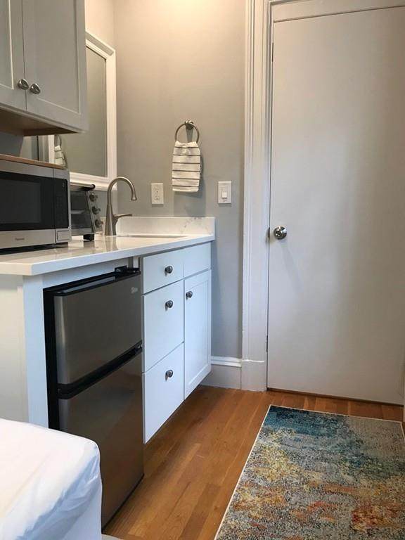 50 Irving St - Photo 1