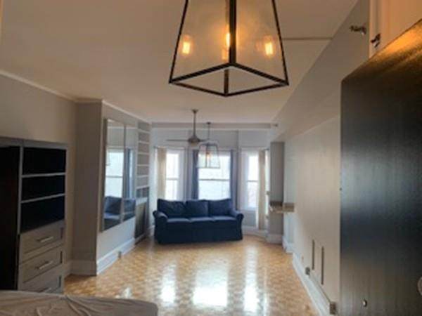 21 Beacon Street - Photo 1