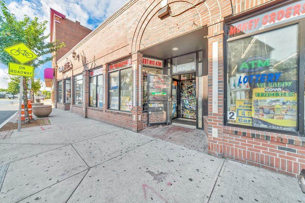 764-772 Main St - Photo 1