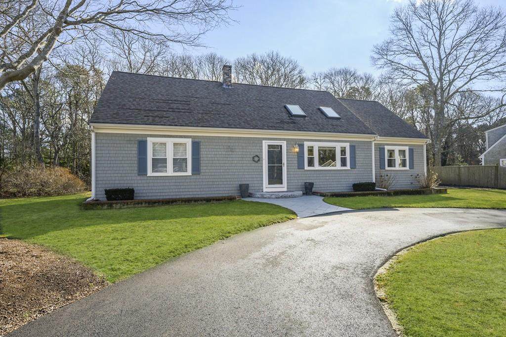 130 Longview Dr - Photo 1