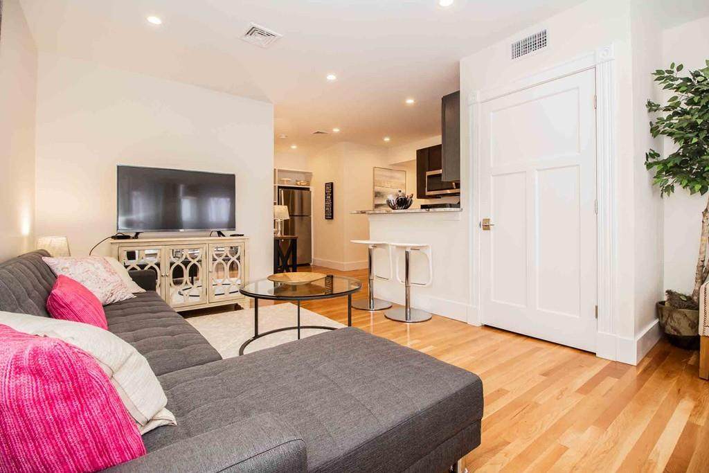 14 Chiswick Rd - Photo 1