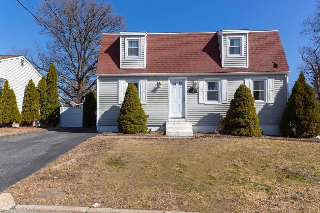 49 Oakdale Ave - Photo 1