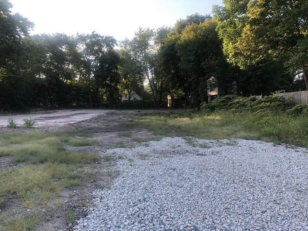 225 W Water St - Photo 1