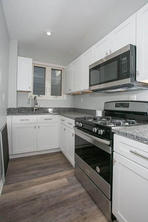213 Weld St - Photo 1