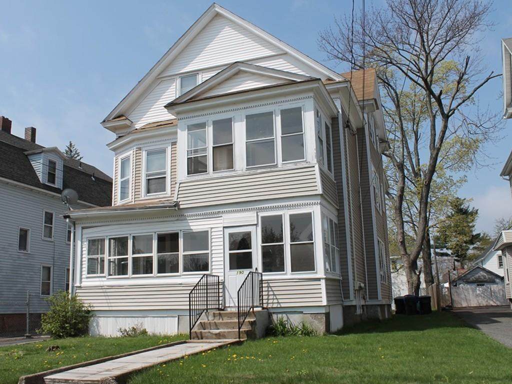 190 Oak St - Photo 1