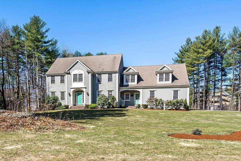 74 Quaker Lane - Photo 1