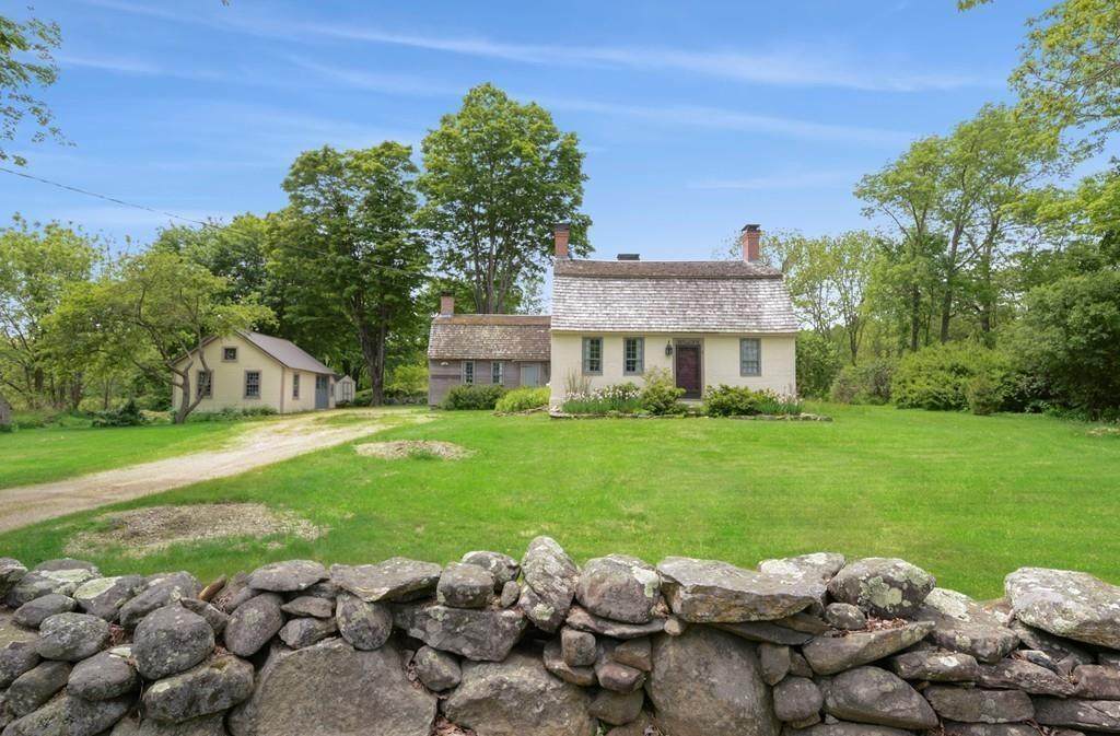 138 Hardwick Road - Photo 1