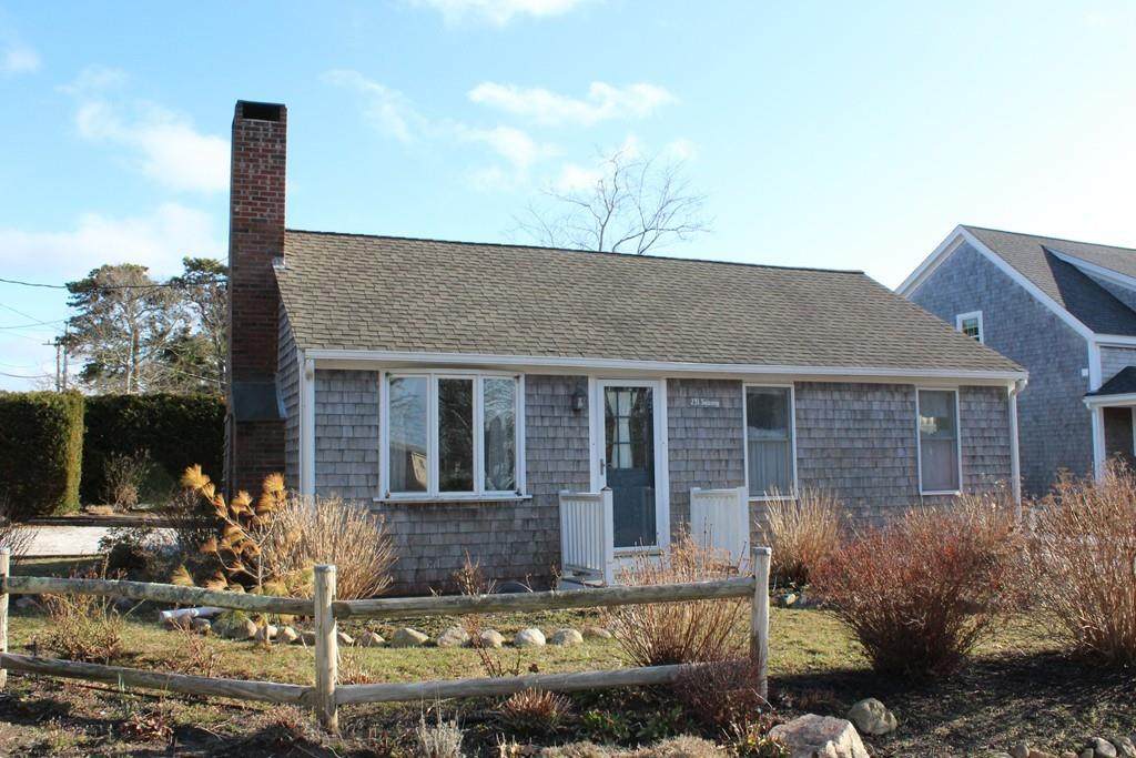 231 Seaway Rd - Photo 1
