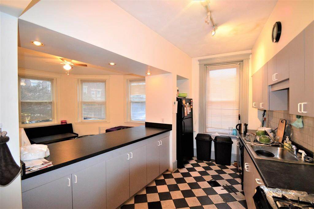 83 Glenville Ave - Photo 1