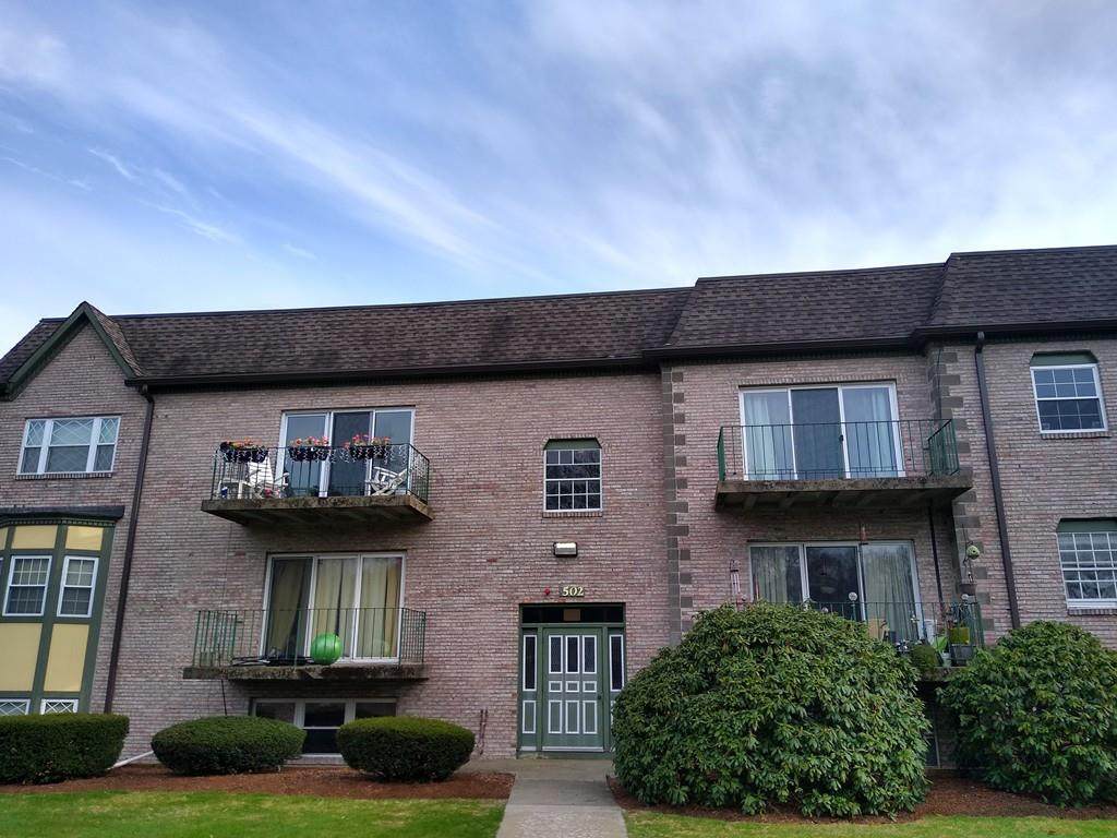 502 Oak Street - Photo 1