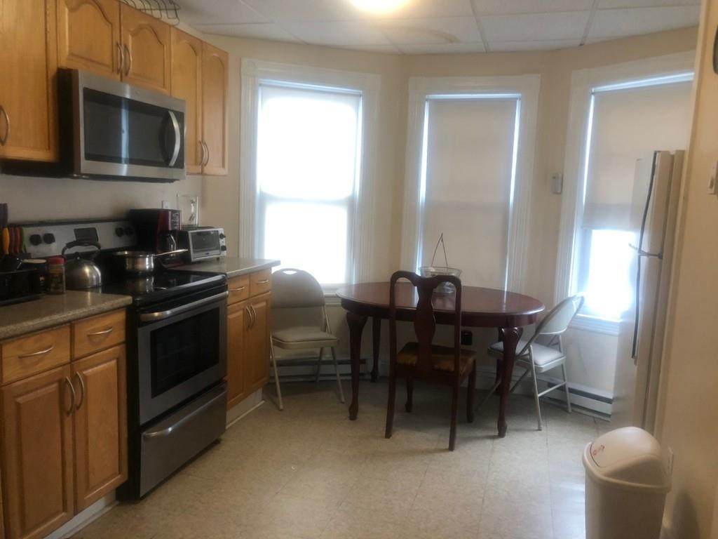 245 Dorchester St - Photo 1