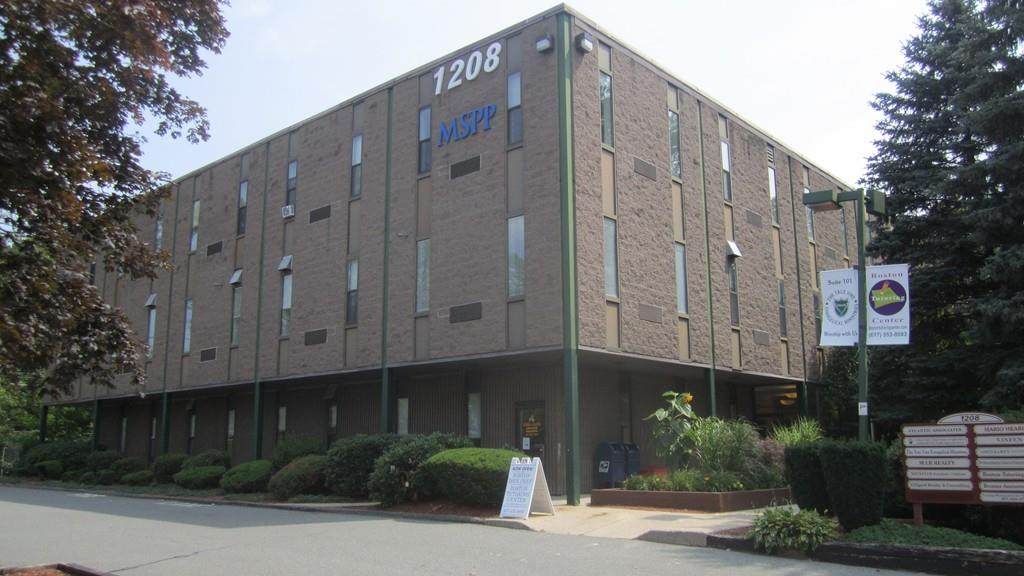 1208 Vfw - Photo 1