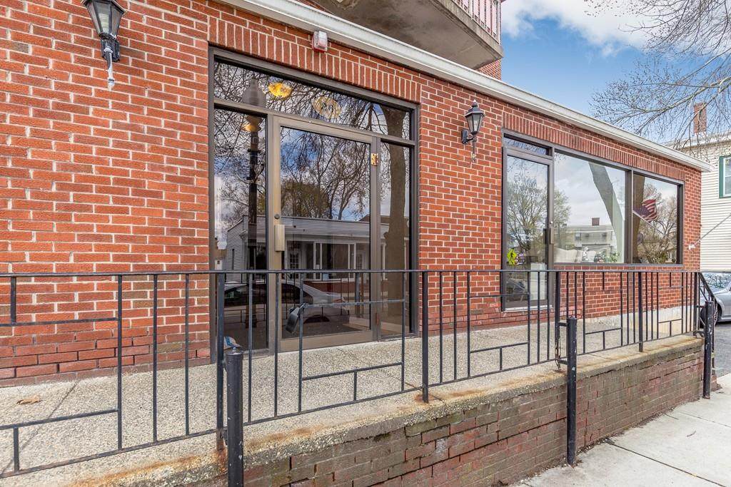 26 W Wyoming Ave - Photo 1