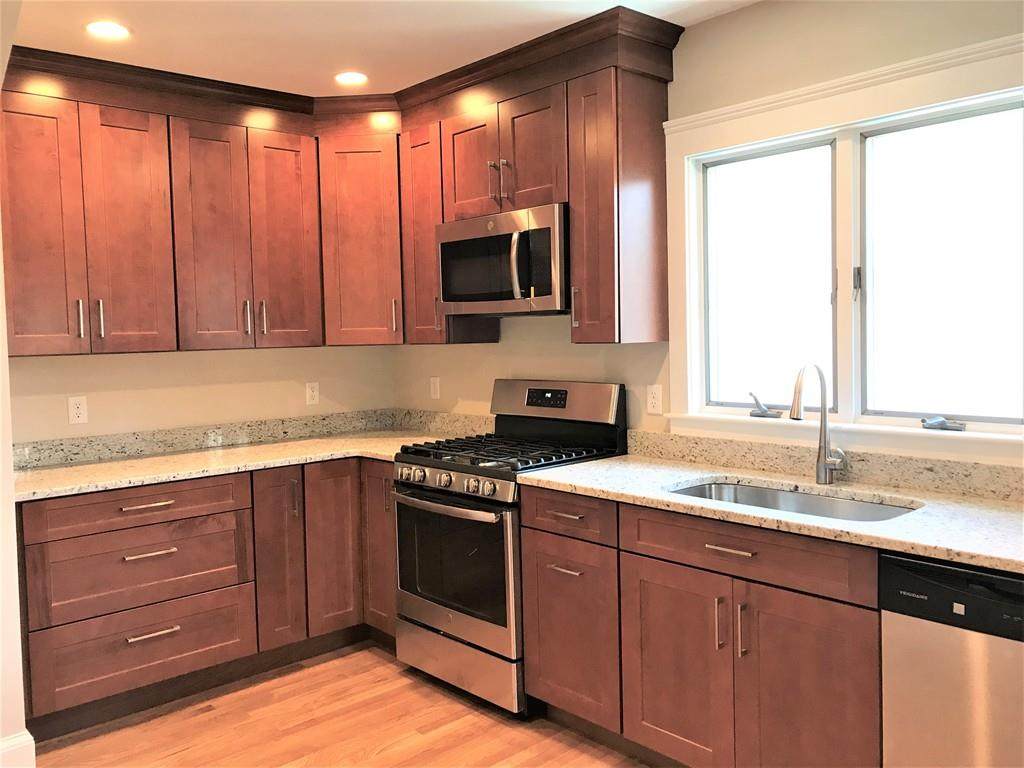70 Hamlet Street - Photo 1