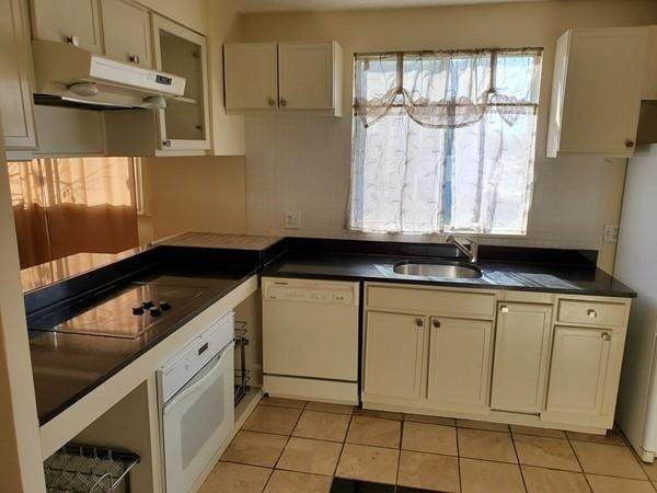 217-221 Highland Ave - Photo 1