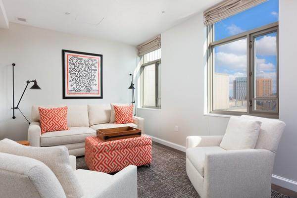 43 Westland Ave - Photo 1