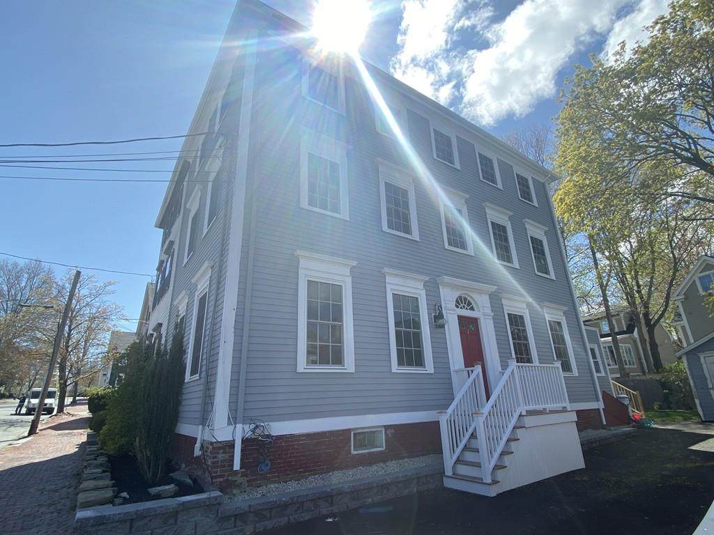 2 Court Street - Photo 1