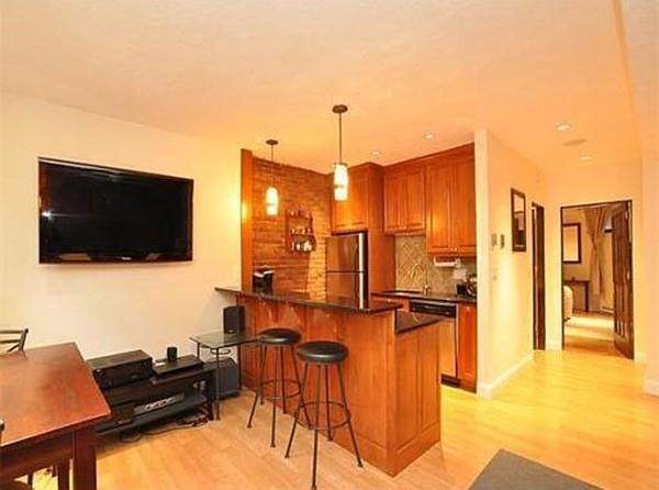 124 Chandler Street - Photo 1