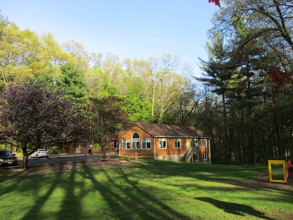 310 Maple St - Photo 1
