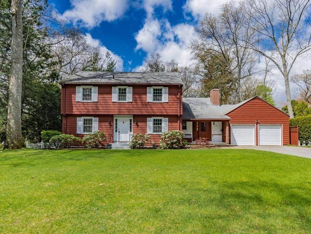 82 Knollwood Drive - Photo 1