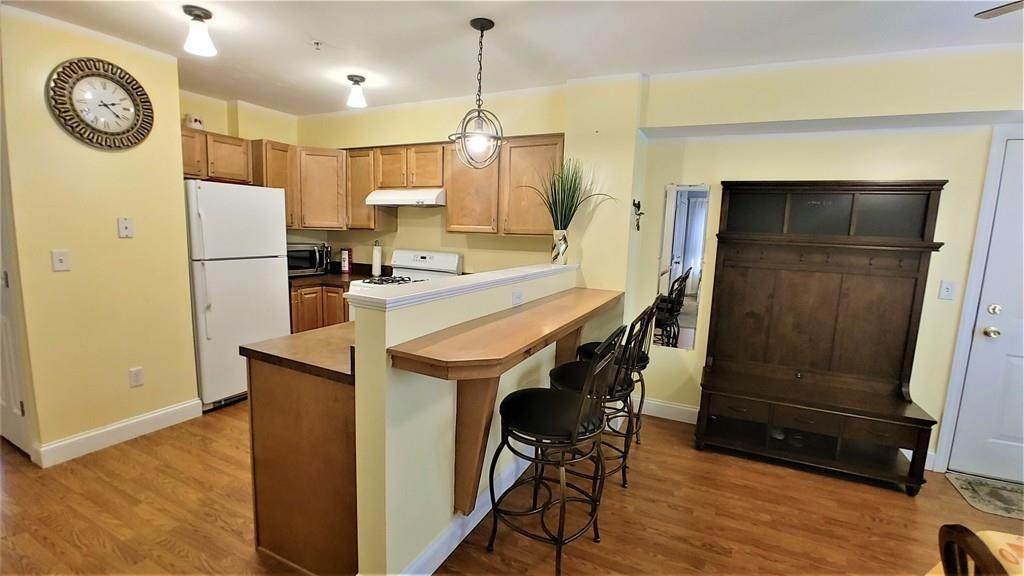 315 Cambridge St - Photo 1