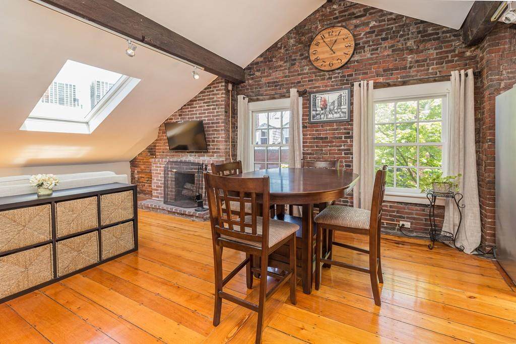 2 Phillips St - Photo 1