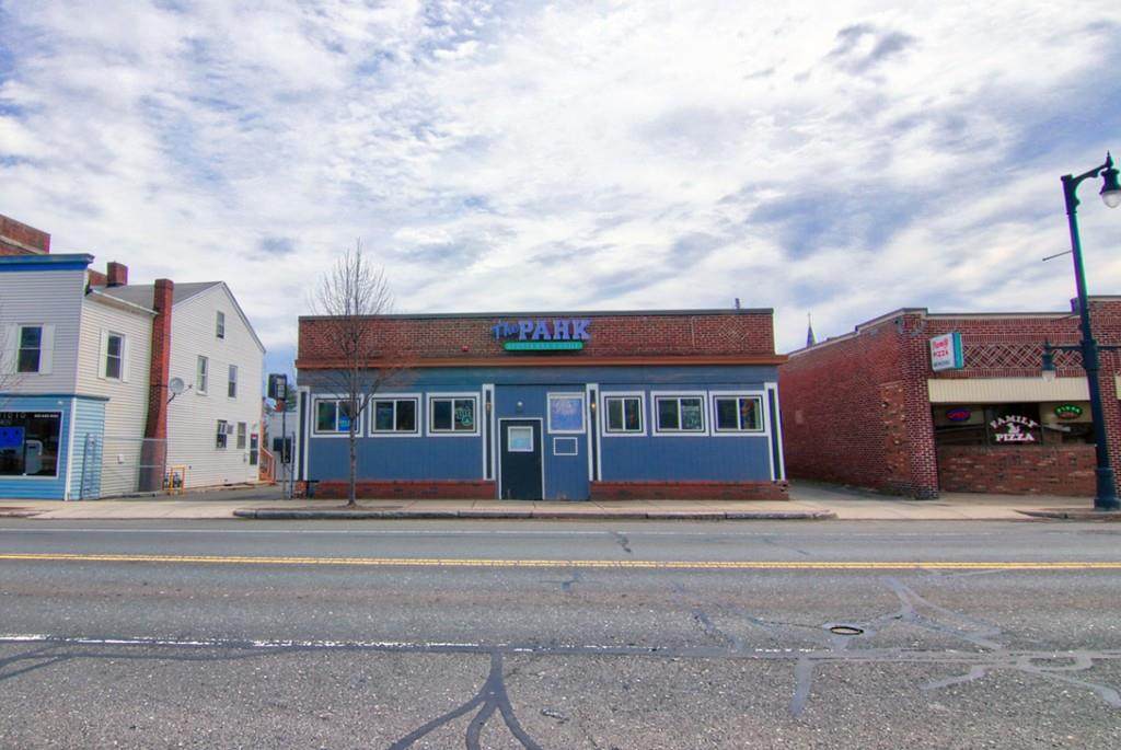 285 Elm St - Photo 1