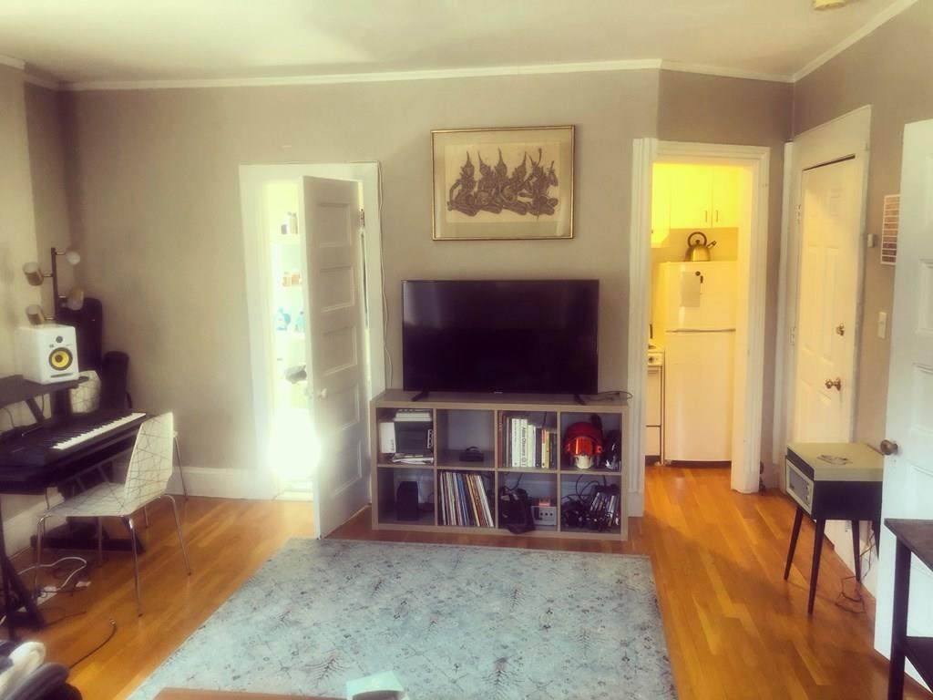 41 Worcester Sq - Photo 1