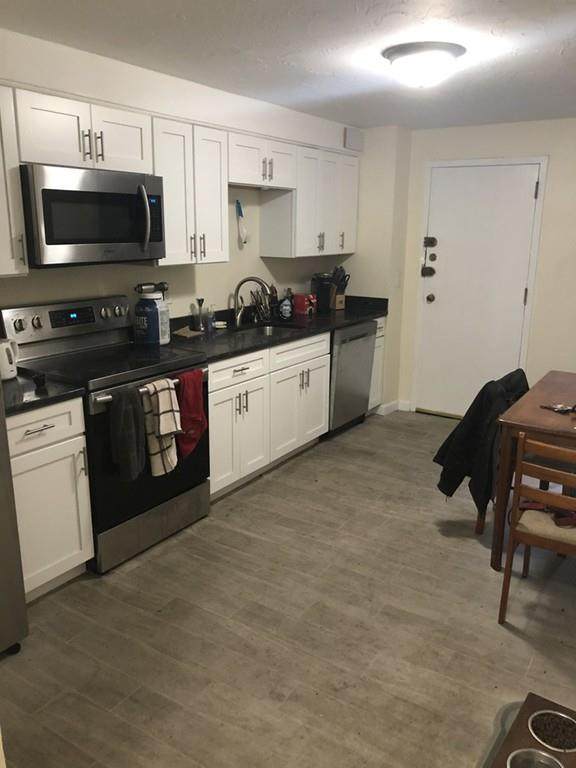 879 Harrison Ave - Photo 1