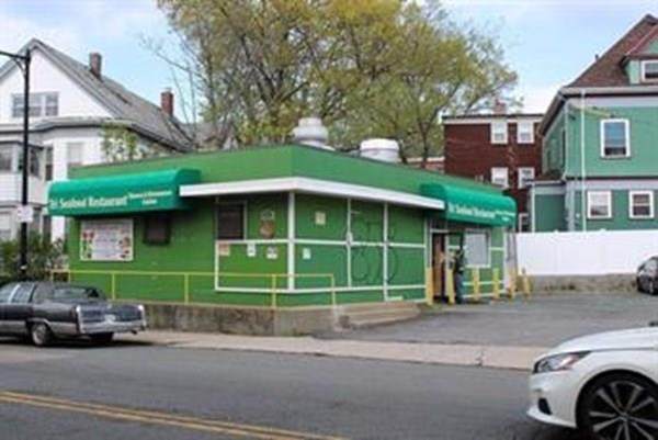 1616 Dorchester Ave - Photo 1