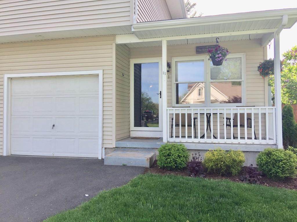 11 Toledo Ave - Photo 1