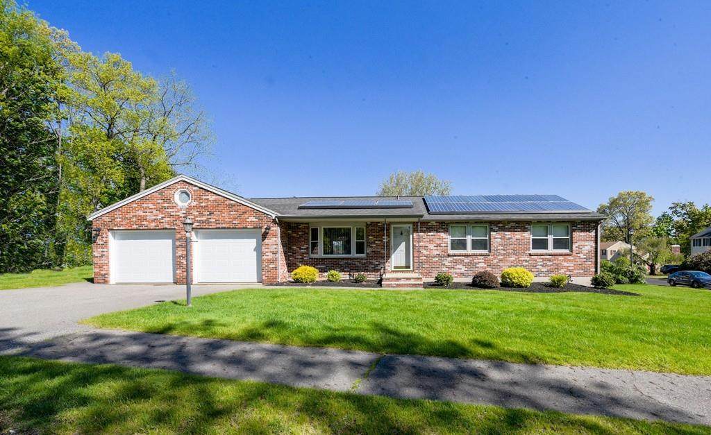 1 Butler Dr - Photo 1