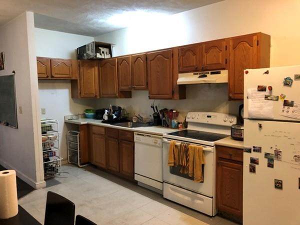 122 Berkshire Street - Photo 1