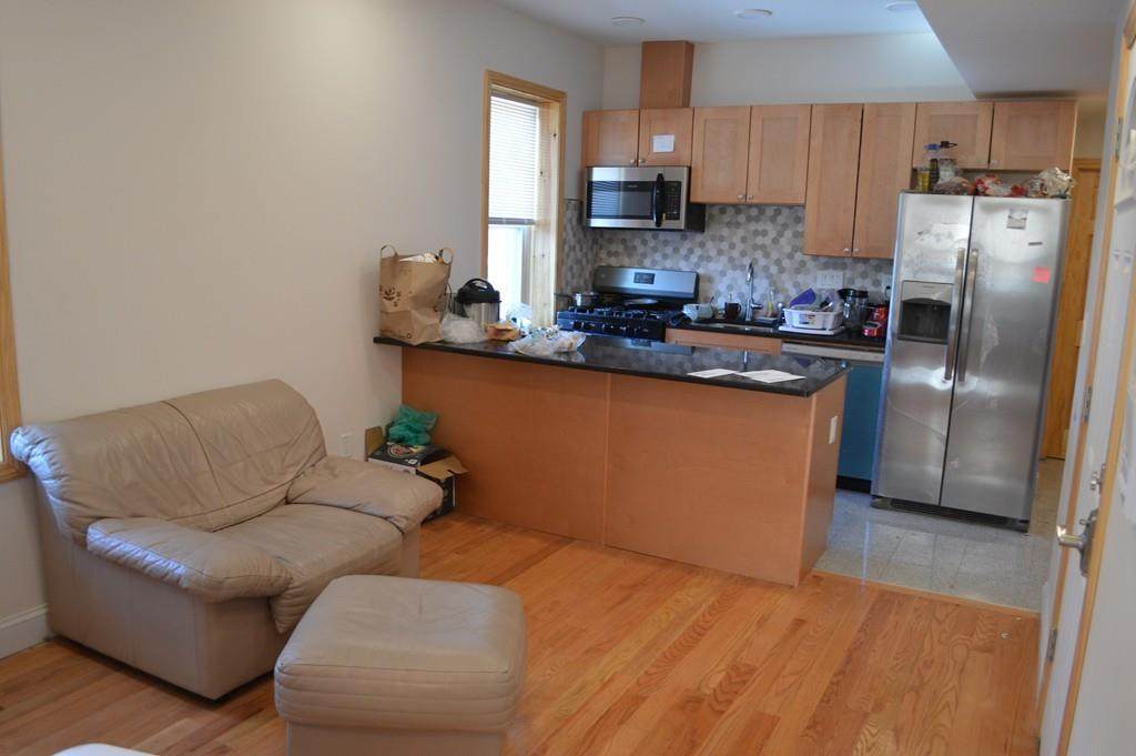 20 Winthrop St - Photo 1